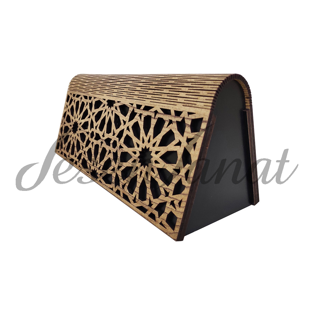 İsme Özel Ahşap Masaüstü Akordeon İsimlik