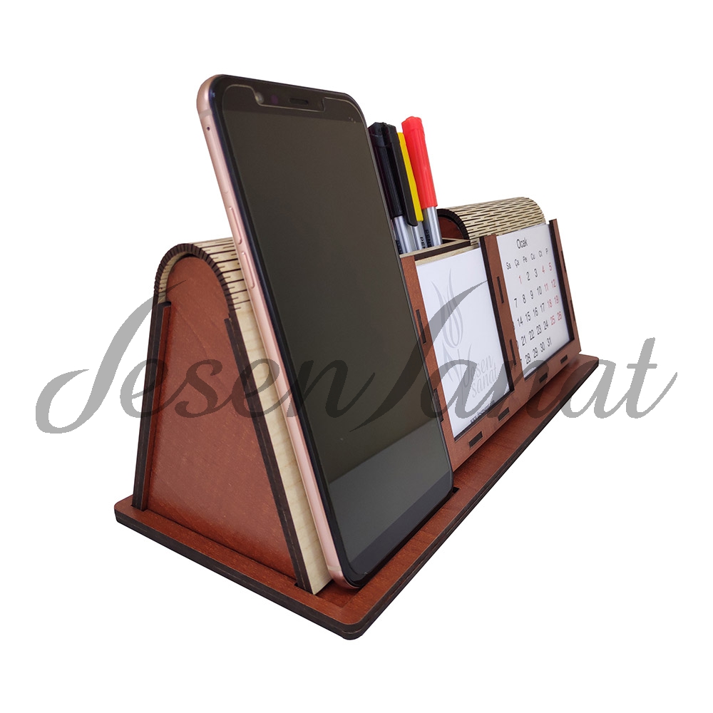 İsme Özel Takvimli Geniş Ahşap Masaüstü Seti